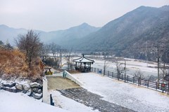 운문산을 찾아온 올해의 첫눈^^